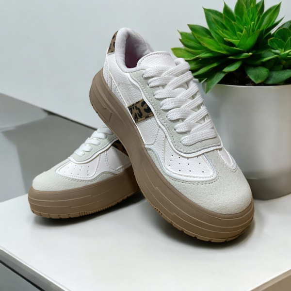 Tenis Urban Style Con Detalle Animal Print - Image 2