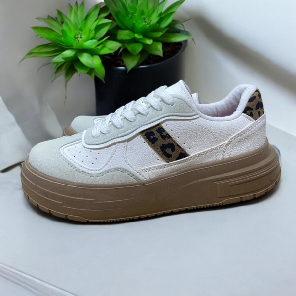 Tenis Urban Style Con Detalle Animal Print - Image 5