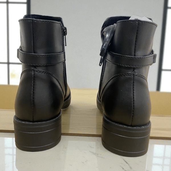 Botines Classic Chic - Image 6