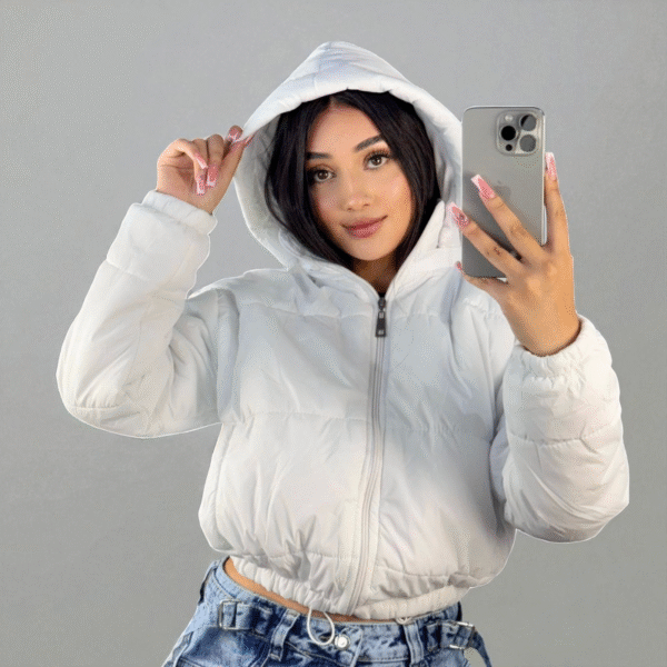 Chaqueta Puffy Impermeable con Capota - Image 3