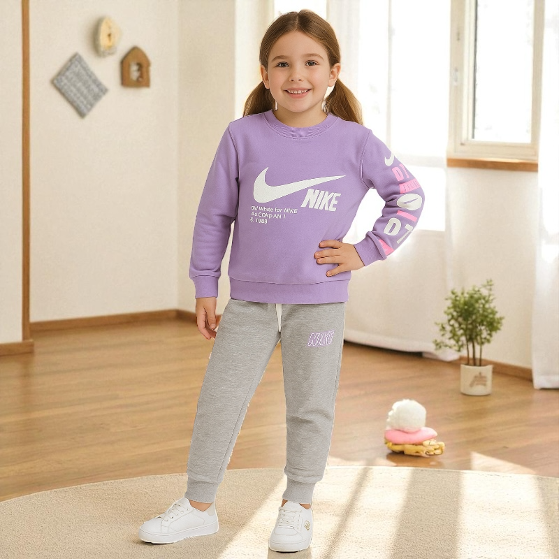 Conjunto Deportivo Infantil Nike Lila y Gris