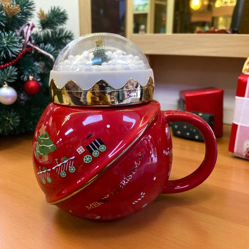 Taza Navideña Bola de Nieve con Tren 🎄🚂 - Image 3
