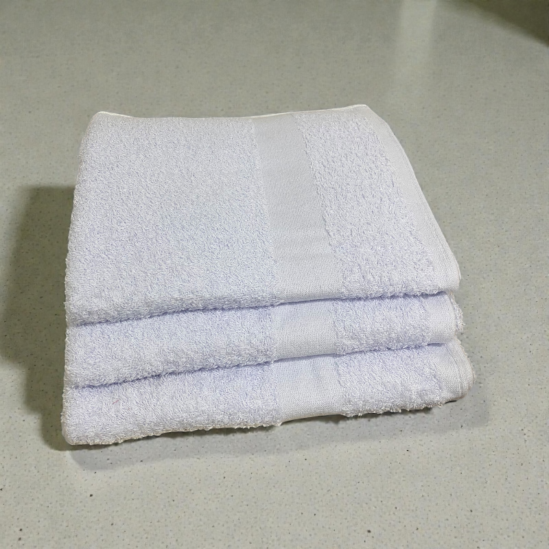 Toalla Blanca Clásica Soft Cotton 70x 140cm 350g - Image 5