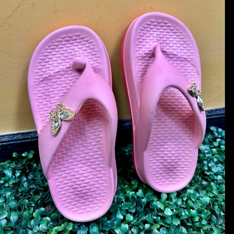 Docena de Chanclas Adulto Surtidas – Modelos Deportivos y Casual - Image 11